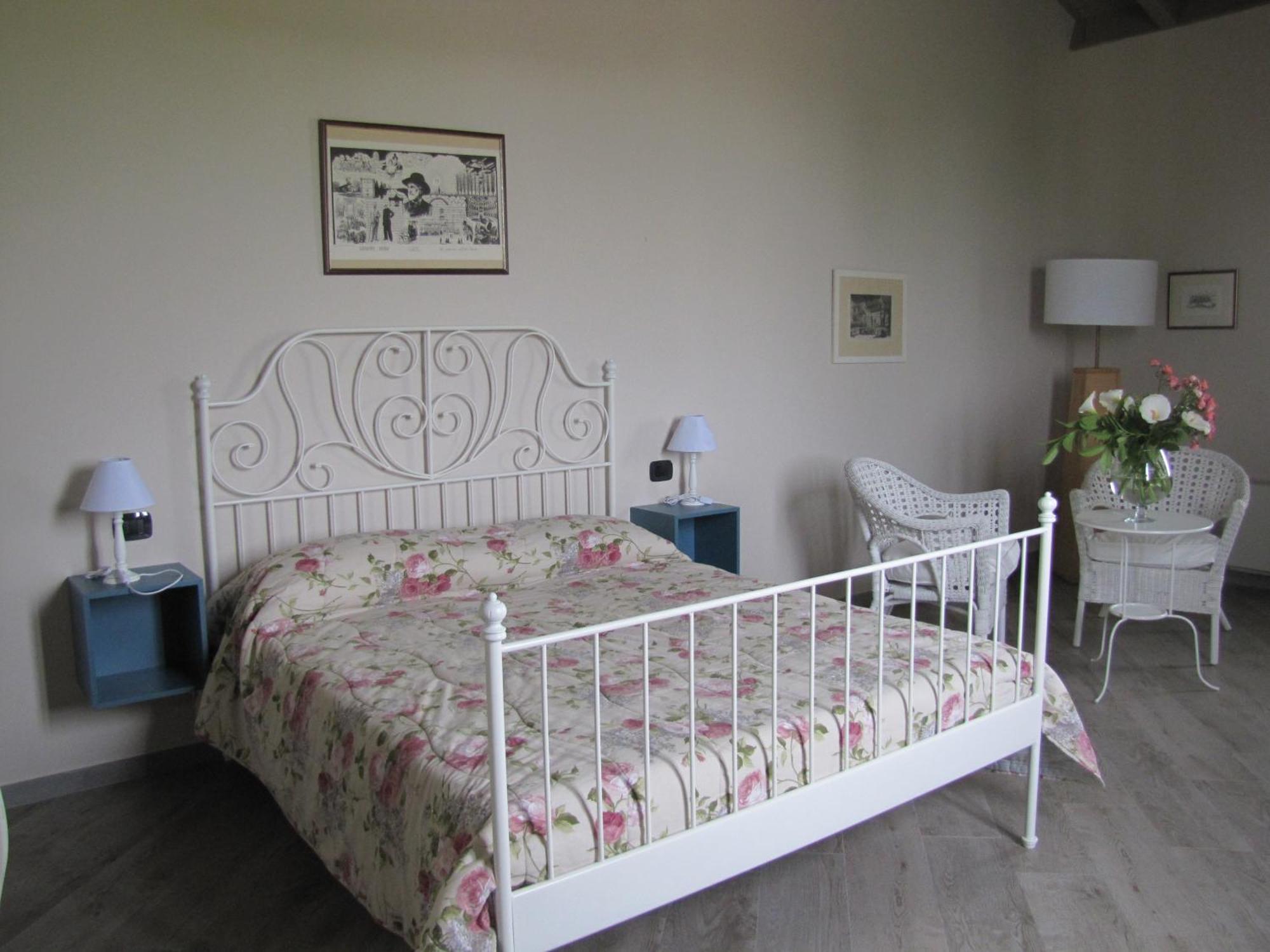 Agriturismo Bassanine Monticelli dʼOngina Quarto foto