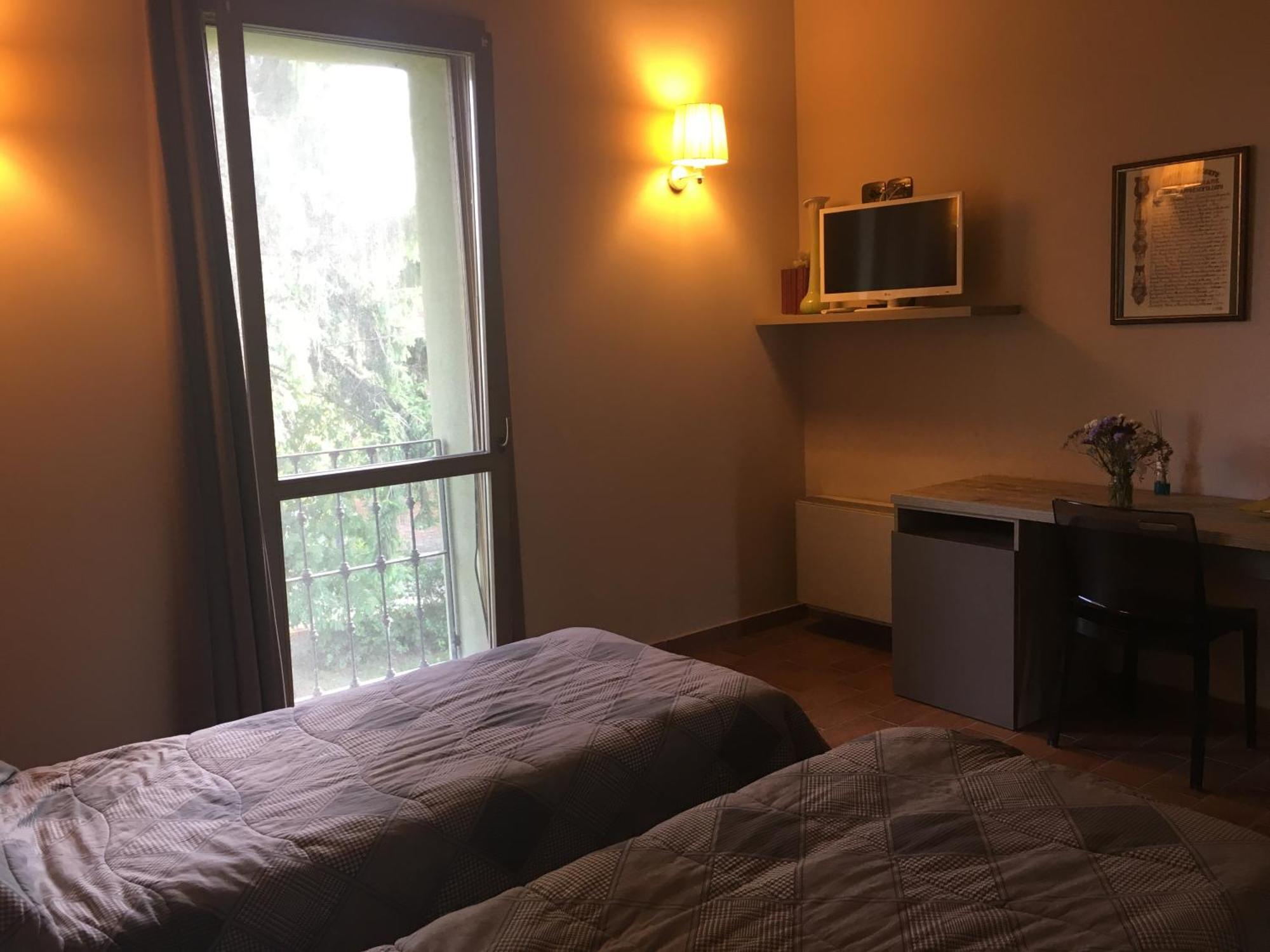 Agriturismo Bassanine Monticelli dʼOngina Quarto foto